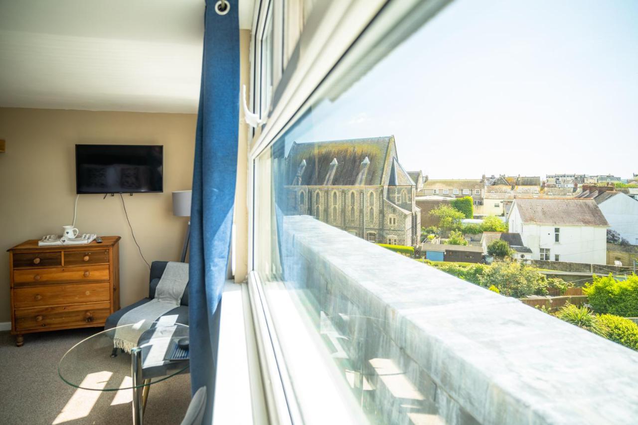 Sleepy Puffin Guest House Tenby Εξωτερικό φωτογραφία